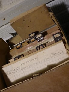 gb8870da9c880d2239beda6787446bf31ac102a6b17cea35c74128d8387fd01838b19400ea1f01a38e665b5cdbb97b5266baef343822ccf6ebf46babb7cf6e0bd_1280-1639264 files, papers, documents